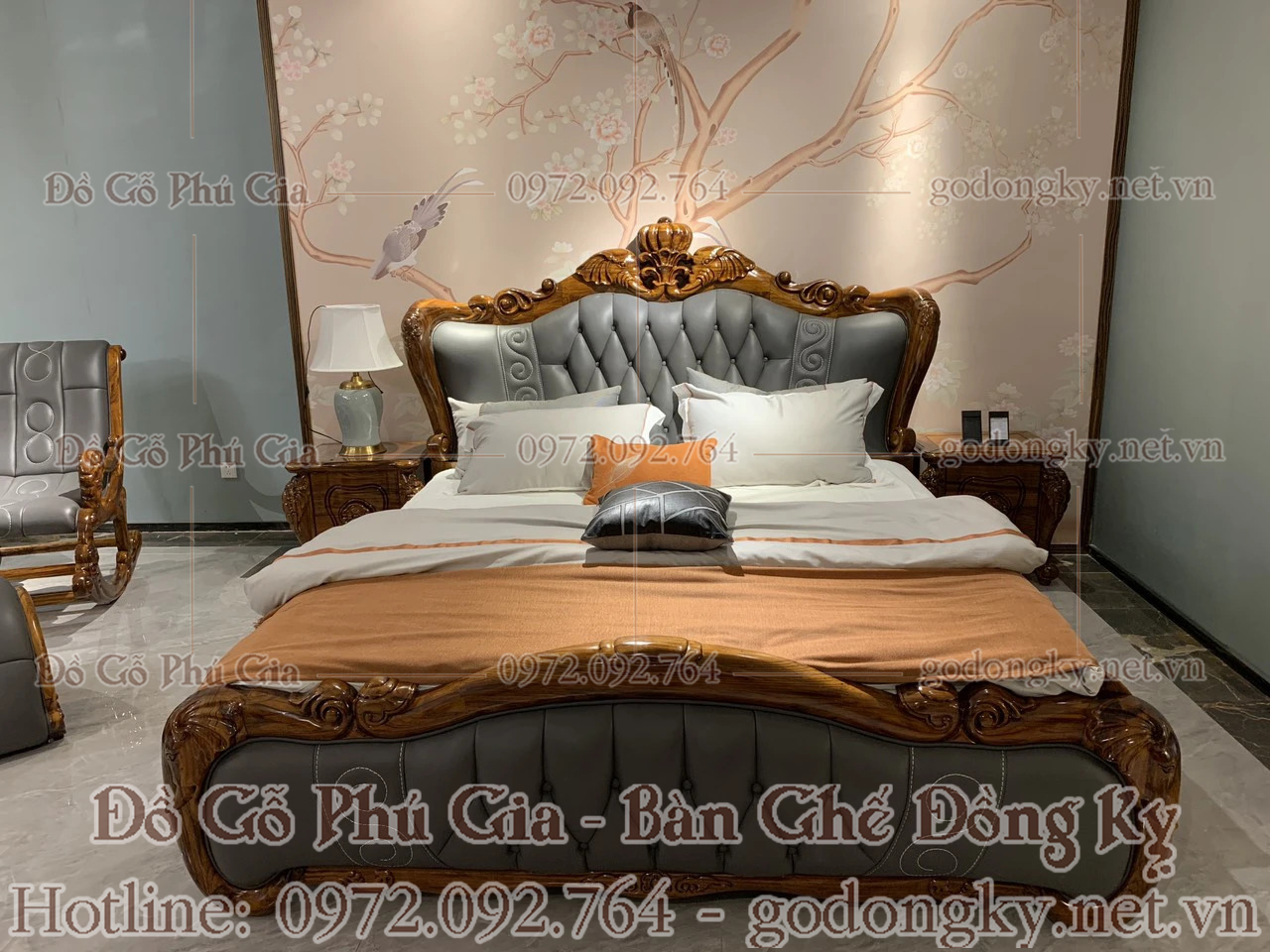 Giường ngủ đồ gỗ đồng kỵ Hot năm 2023 Giuong-ngu-go-mun-tan-co-dien_1
